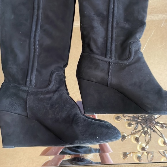 Tory Burch Irene Suede Wedge Boots 11 - Picture 4 of 10